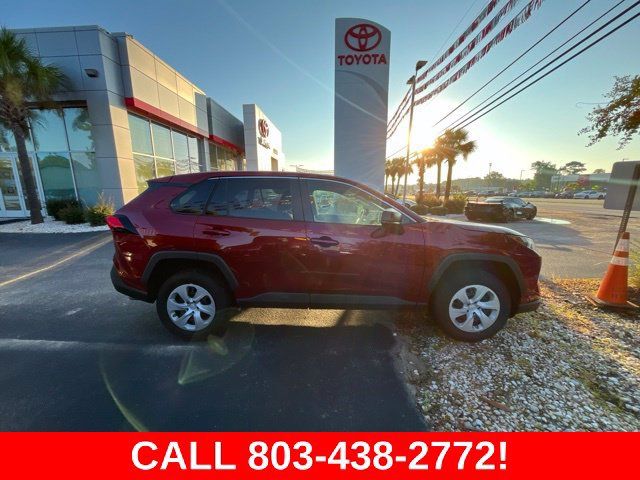 Used 2024 Toyota RAV4 LE FWD image 2