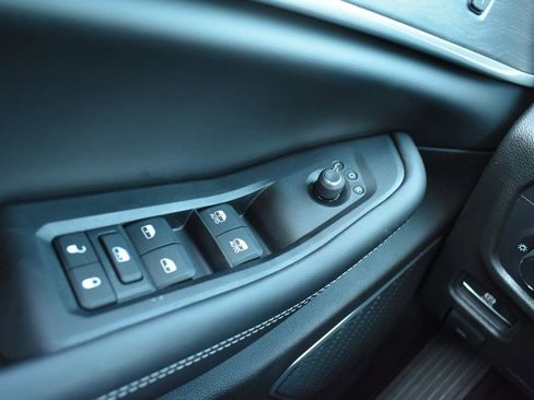 New 2026 Jeep Grand Cherokee Limited w/ Limited Altitude Package AWD/4WD image 23