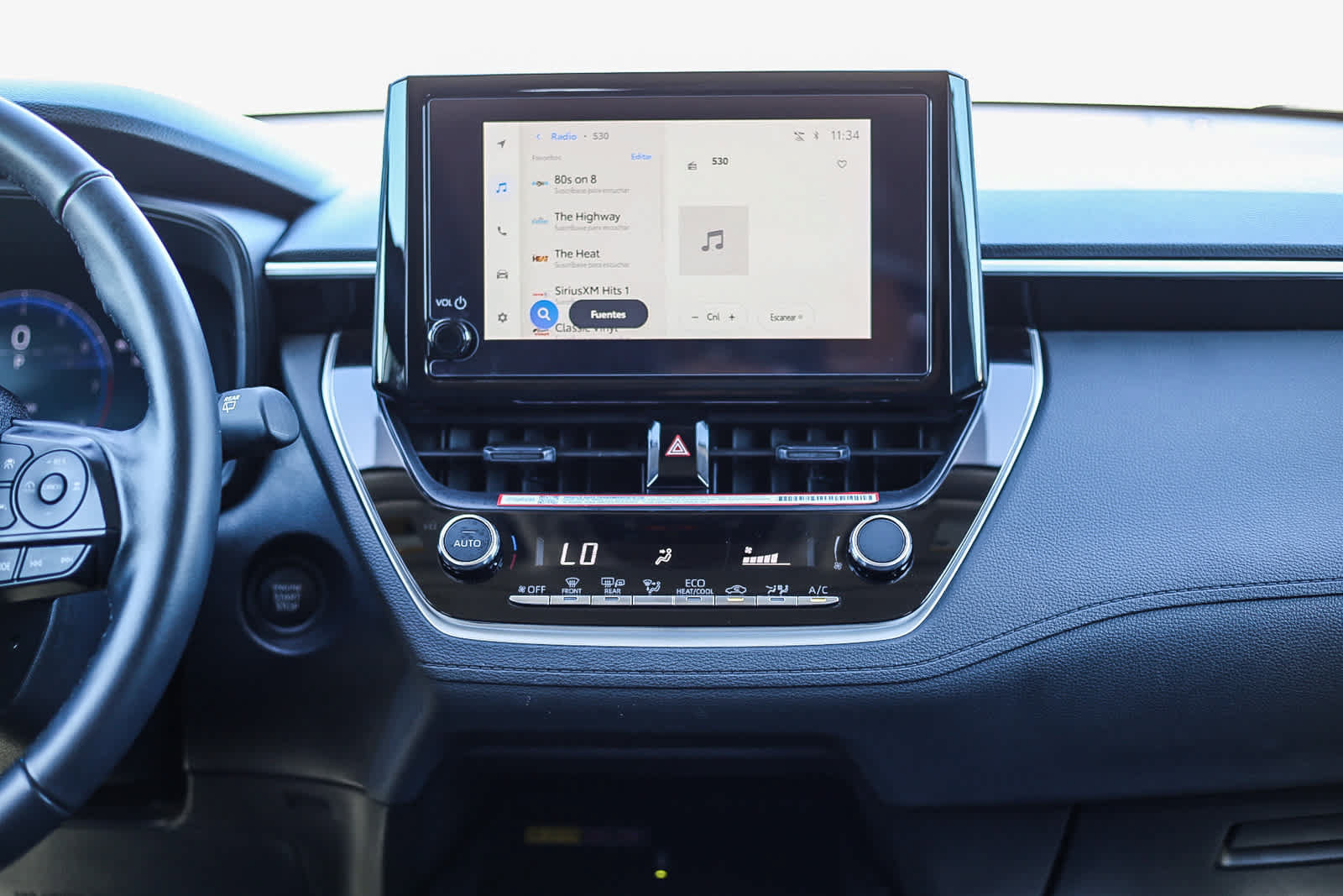 Used 2026 Toyota Corolla Cross LE w/ Moonroof Package FWD image 14