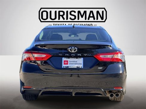 Certified 2019 Toyota Camry SE image 21
