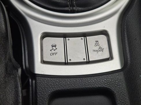 Used 2017 Toyota 86 image 18