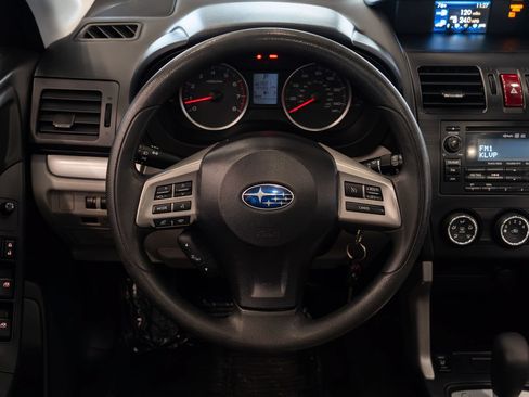 Used 2015 Subaru Forester 2.5i Premium w/ Protection Package #1 AWD/4WD image 12