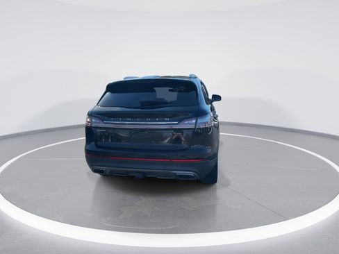 Used 2019 Lincoln Nautilus Reserve image 8