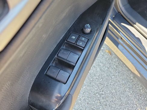 Used 2025 Toyota Camry LE image 15