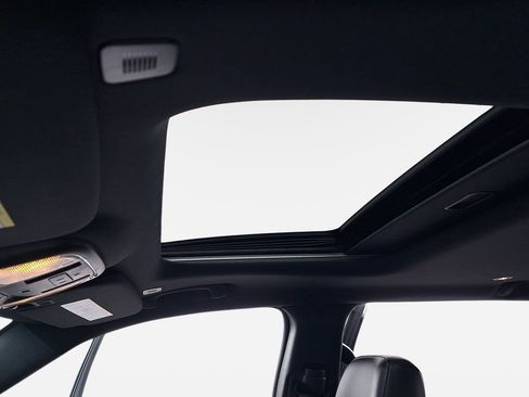 Used 2022 Jeep Grand Cherokee Limited image 31