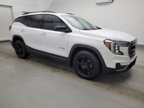 Used 2022 GMC Terrain AT4 AWD/4WD image 11