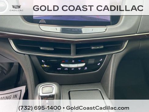 Used 2019 Cadillac CT6 Luxury w/ Driver Awareness Package image 22