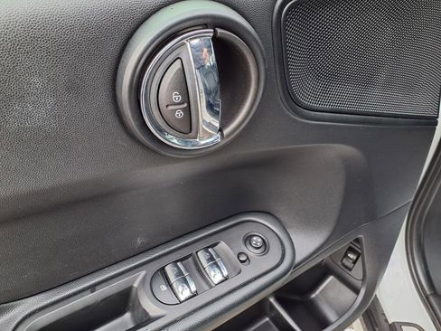 Used 2019 MINI Cooper Countryman FWD image 27