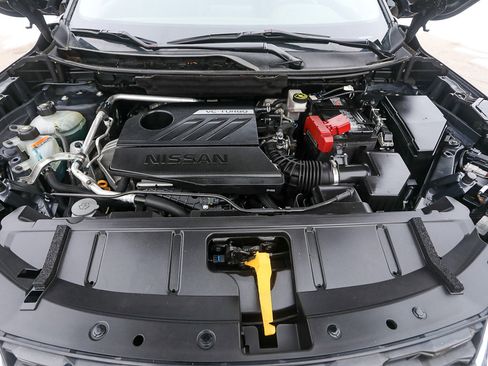 Used 2023 Nissan Rogue SV w/ SV Premium B Package image 19