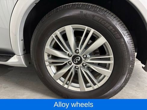 Used 2019 INFINITI QX80 Luxe image 6