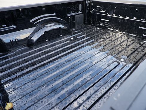 New 2025 Ford F150 Lariat w/ Equipment Group 502A High image 25