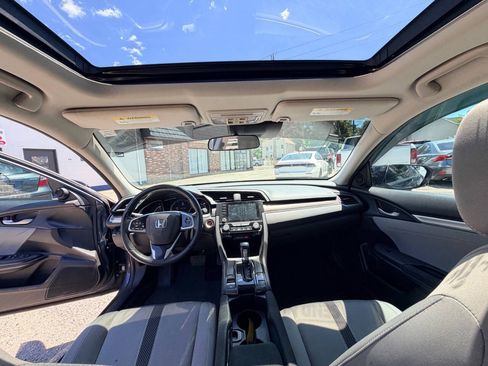 Used 2019 Honda Civic EX image 44