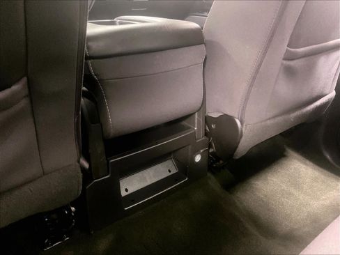 Used 2017 Chevrolet Silverado 1500 LT w/ Rally 2 Edition image 27