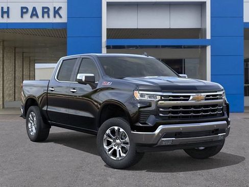 Used 2026 Chevrolet Silverado 1500 LTZ w/ LTZ Premium Package AWD/4WD image 7