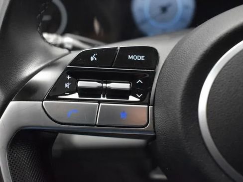 Used 2024 Hyundai Elantra Limited FWD image 24