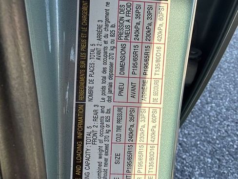 Used 2013 Toyota Prius Three w/ Solar Roof Pkg FWD image 27