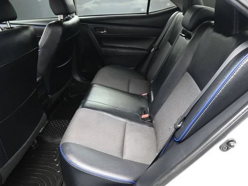 Used 2017 Toyota Corolla SE FWD image 7