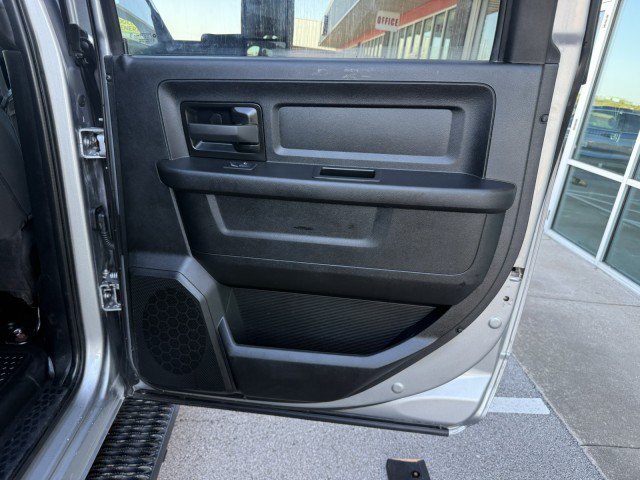 Used 2022 RAM 5500 Tradesman w/ Chrome Appearance Group AWD/4WD image 24