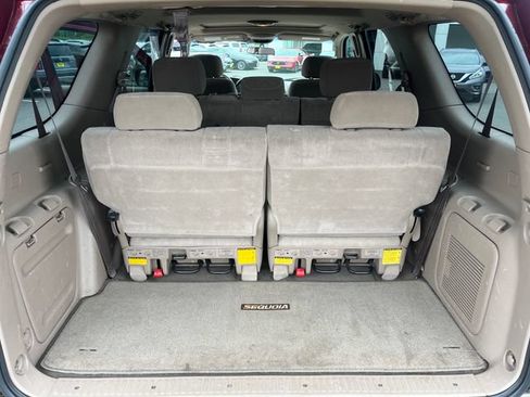 Used 2002 Toyota Sequoia SR5 AWD/4WD image 13