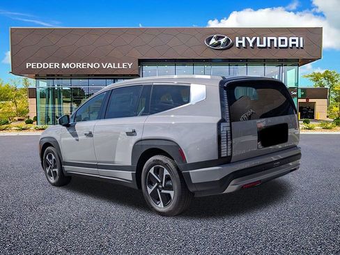 New 2026 Hyundai Ioniq 9 SE image 4