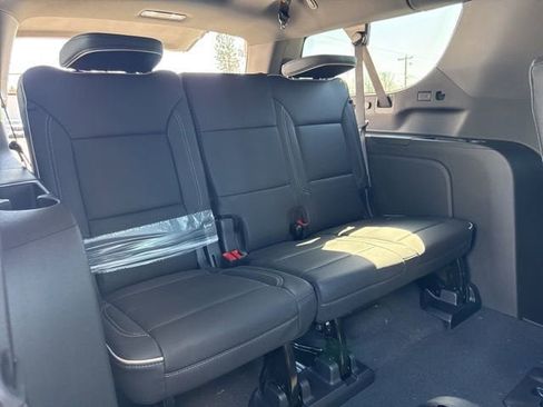 New 2026 GMC Yukon XL Elevation w/ Elevation Premium Package AWD/4WD image 12
