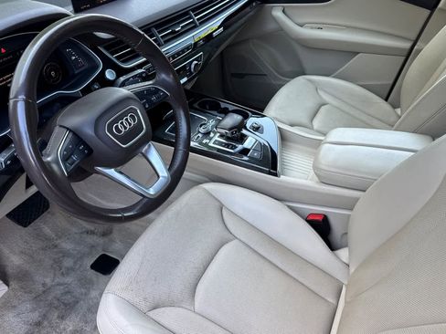 Used 2019 Audi Q7 3.0T Prestige AWD/4WD image 10
