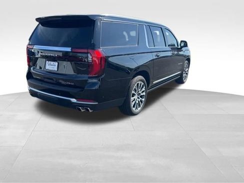 Used 2026 GMC Yukon XL Denali w/ Denali Reserve Package AWD/4WD image 6