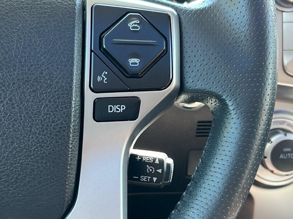Used 2015 Toyota 4Runner Limited AWD/4WD image 32