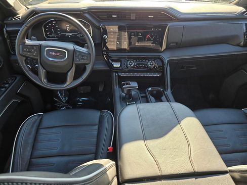Used 2024 GMC Sierra 1500 AT4X image 18