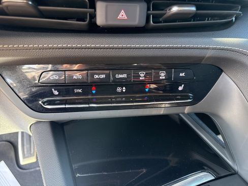 Used 2023 Buick Envision Preferred w/ Sport Touring Package AWD/4WD image 36