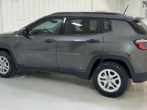 Used 2018 Jeep Compass Sport image 7