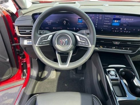 Certified 2025 Buick Envision Avenir AWD/4WD image 26