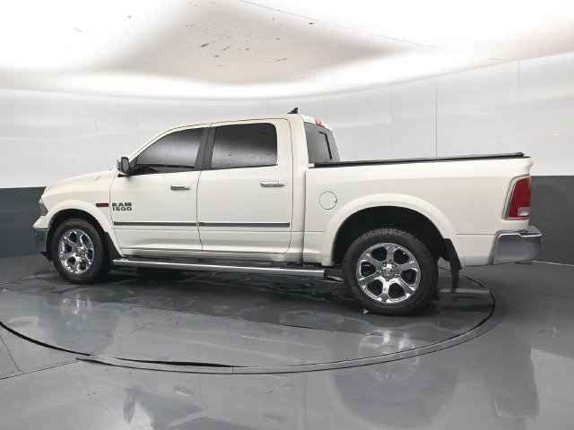 Used 2018 RAM 1500 Laramie w/ Convenience Group AWD/4WD image 39