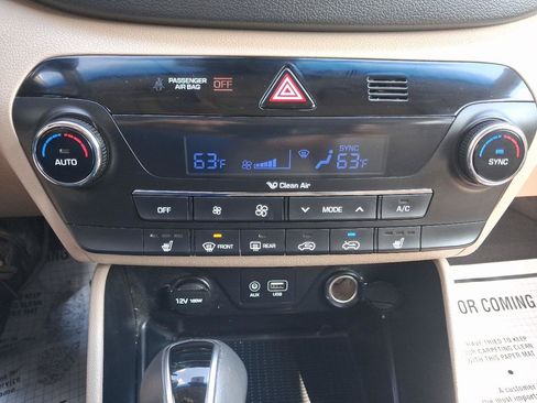 Used 2017 Hyundai Tucson SE Plus w/ Cargo Package FWD image 13