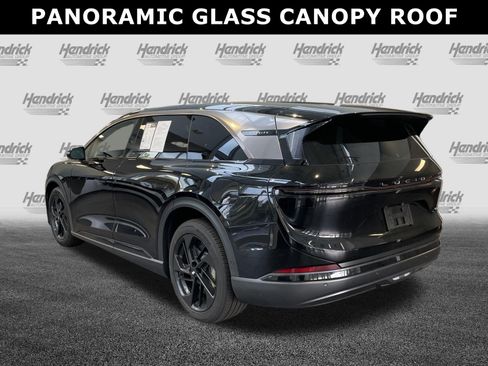 Used 2026 Lucid Gravity Grand Touring AWD/4WD image 8