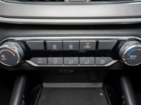 Used 2025 Nissan Altima 2.5 SR image 19