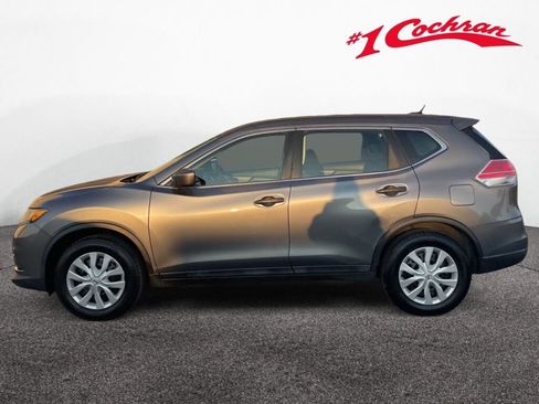 Used 2016 Nissan Rogue S FWD image 18