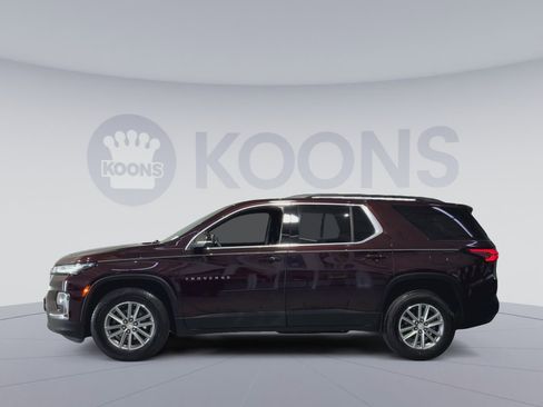 Used 2023 Chevrolet Traverse LT FWD image 7