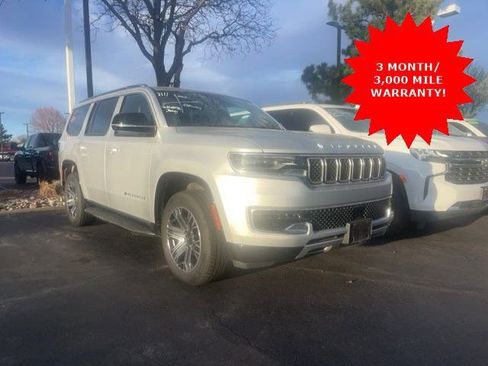 Used 2024 Jeep Wagoneer Series II image 1