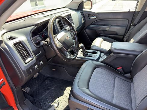 Used 2019 Chevrolet Colorado Z71 AWD/4WD image 11