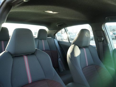 Used 2024 Toyota Corolla SE image 14