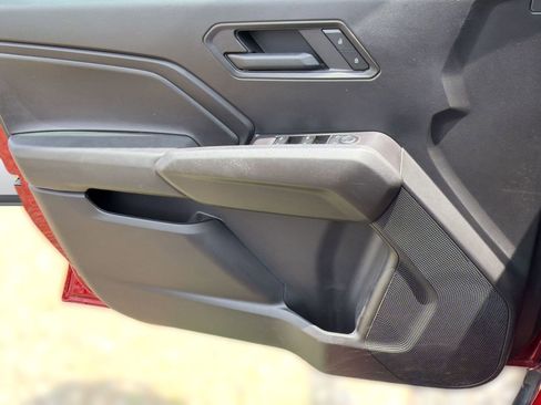 Used 2025 Chevrolet Colorado Trail Boss AWD/4WD image 18