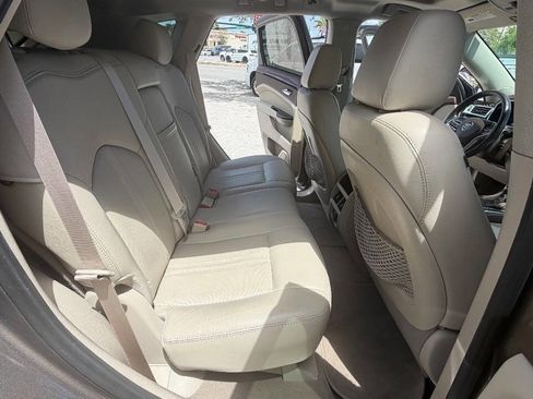 Used 2014 Cadillac SRX Luxury w/ Driver Awareness Package image 11