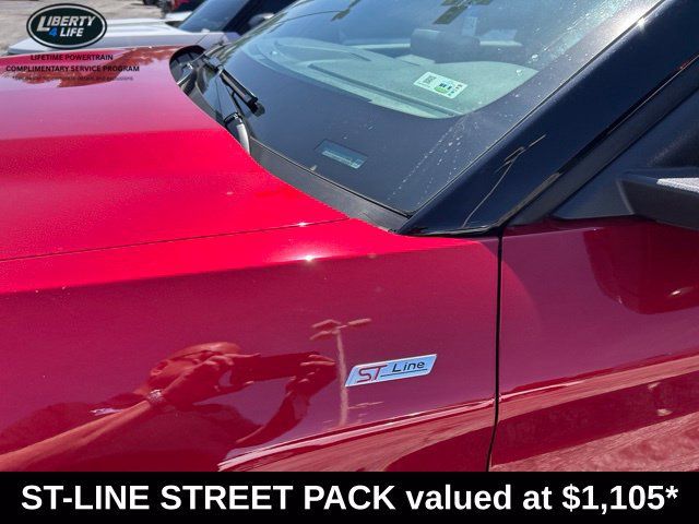 Used 2025 Ford Explorer ST-Line w/ Premium Package AWD/4WD image 4