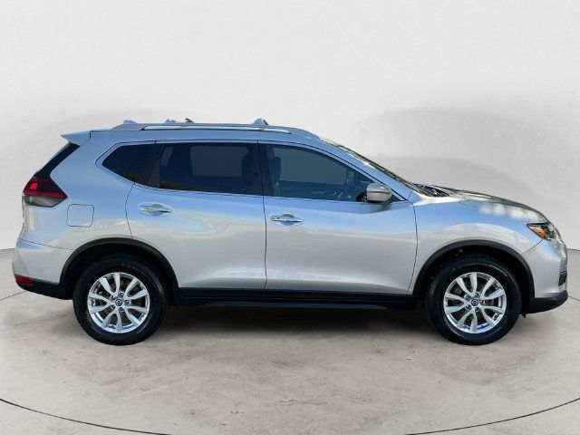 Used 2018 Nissan Rogue SV AWD/4WD image 4