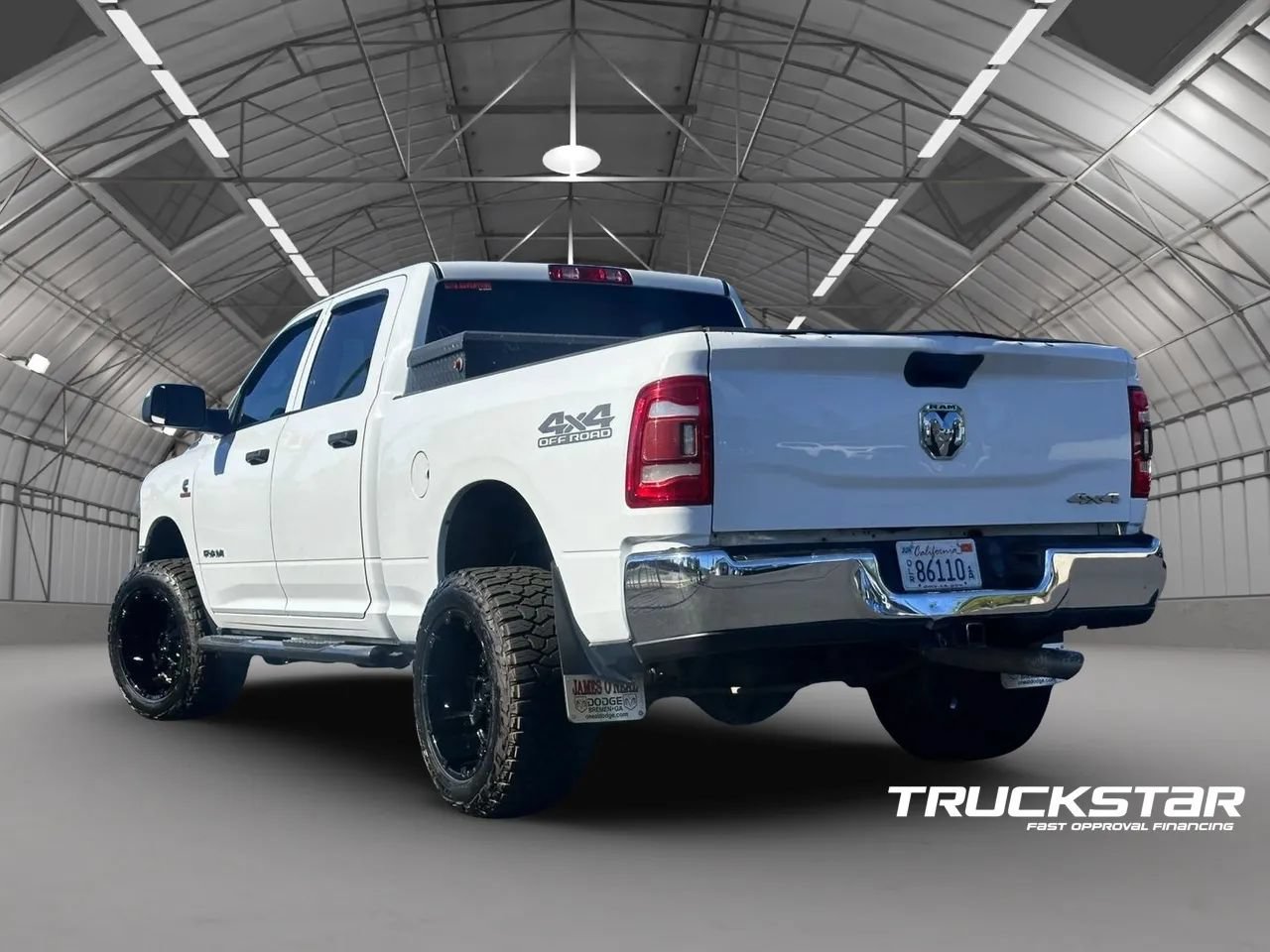 Used 2020 RAM 2500 Tradesman w/ Chrome Appearance Group AWD/4WD image 10