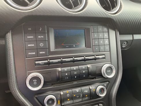 Used 2016 Ford Mustang Convertible w/ Equipment Group 051A image 21