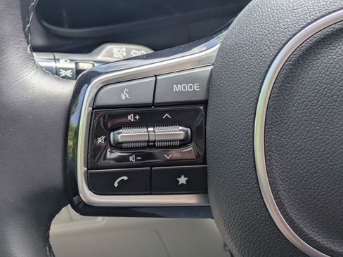 Used 2024 Kia Carnival SX Prestige FWD image 29