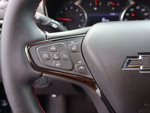 Used 2023 Chevrolet Equinox RS w/ RS Leather Package image 6