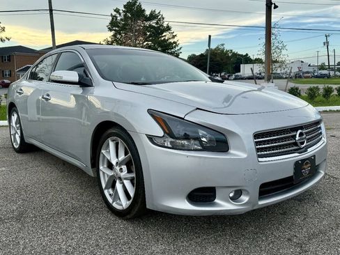 Used 2009 Nissan Maxima 3.5 SV w/ Sport Pkg FWD image 3